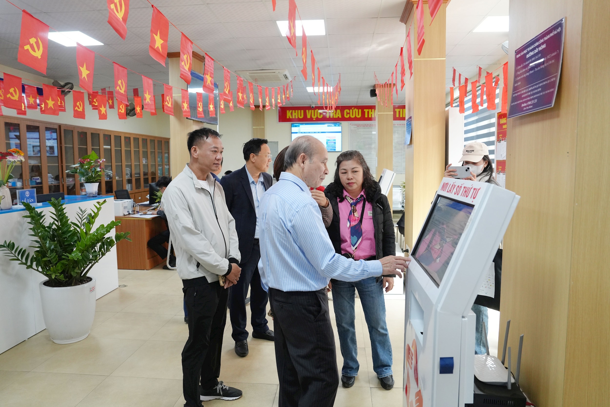 xa-dan-phuong-chuyen-doi-so-de-phuc-vu-nhan-dan-tot-hon