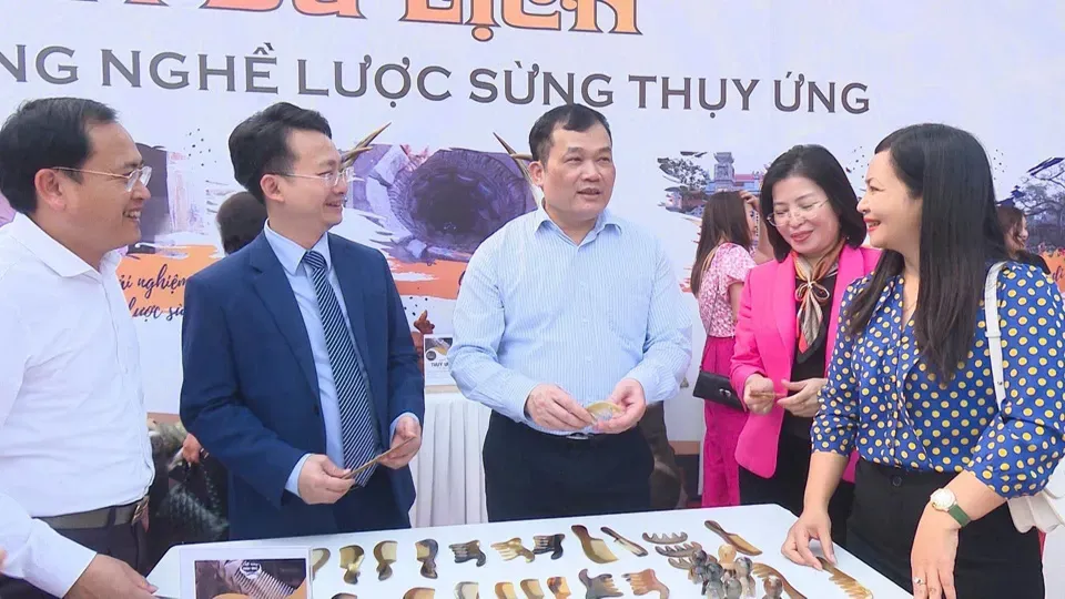 thuong-tin-hoan-thanh-huyen-dat-chuan-nong-thon-moi-nang-cao