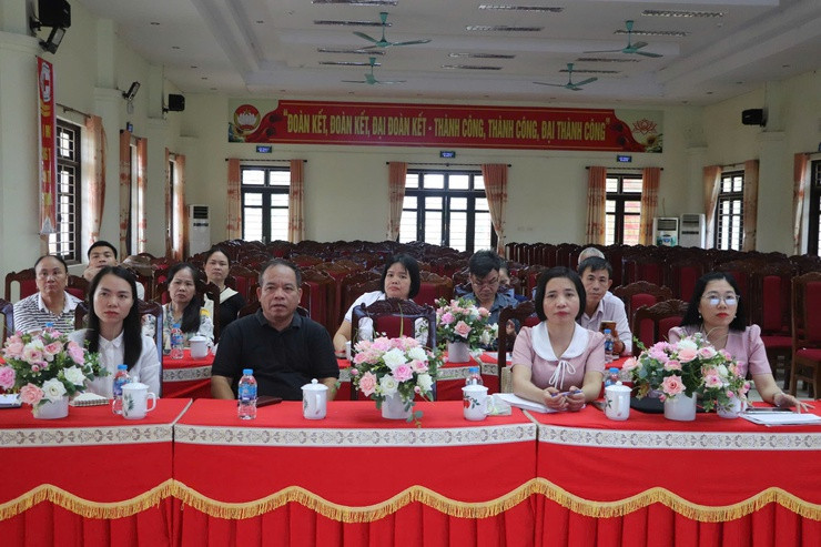 xa-bat-bat-tap-huan-quan-ly-dieu-hanh-hop-tac-xa-phat-trien-san-pham-ocop