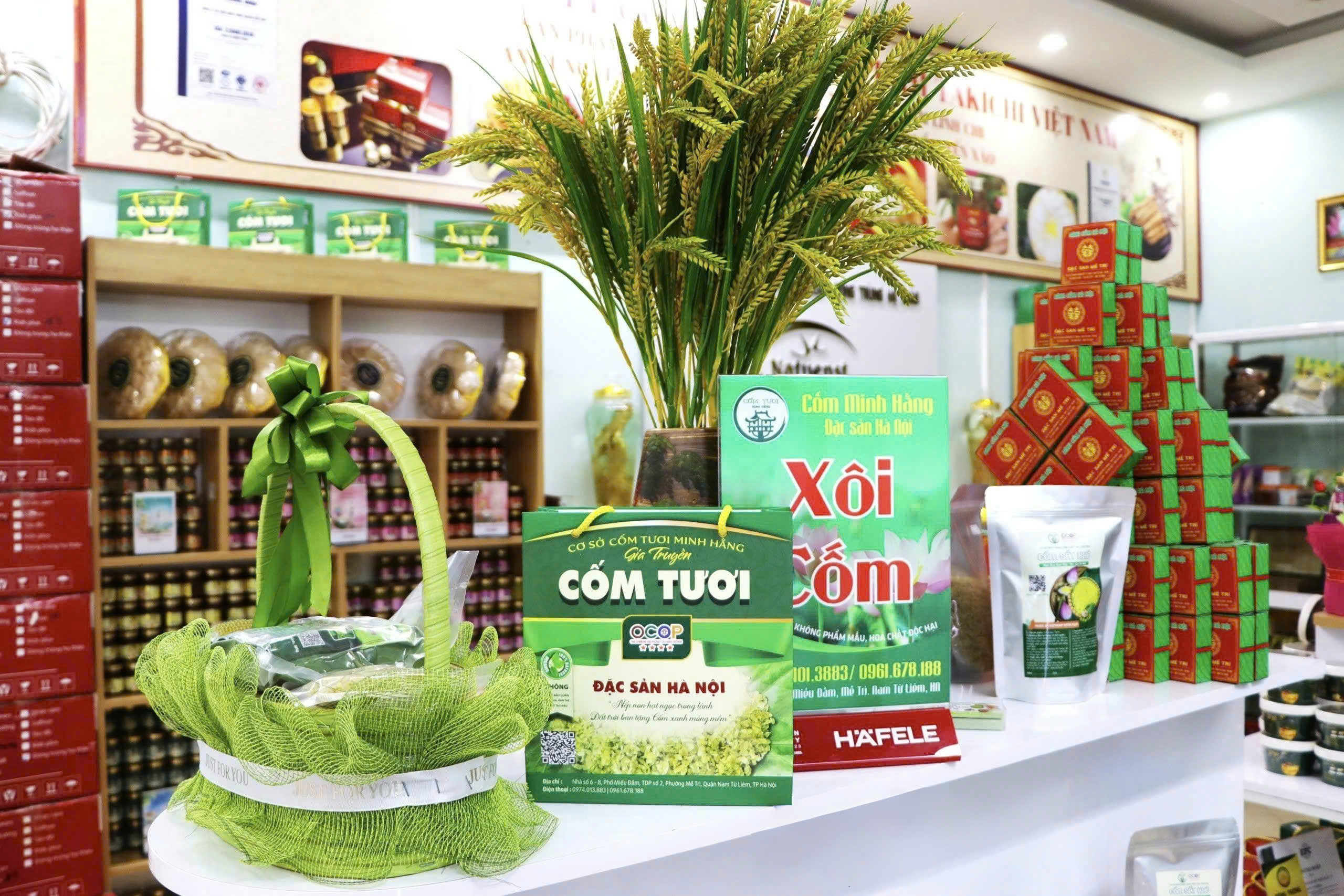 ha-noi-phan-dau-co-khoang-300-san-pham-ocop-dat-tu-3-sao-tro-len