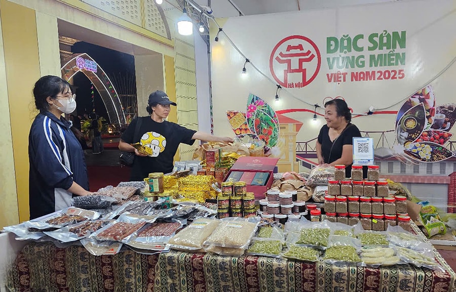 thanh-pho-ha-noi-day-manh-xuc-tien-thuong-mai-nang-tam-thuong-hieu-san-pham-ocop