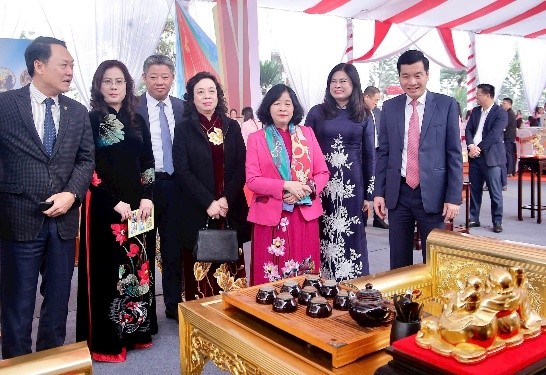 gia-lam-don-bang-cong-nhan-huyen-dat-chuan-nong-thon-moi-nang-cao