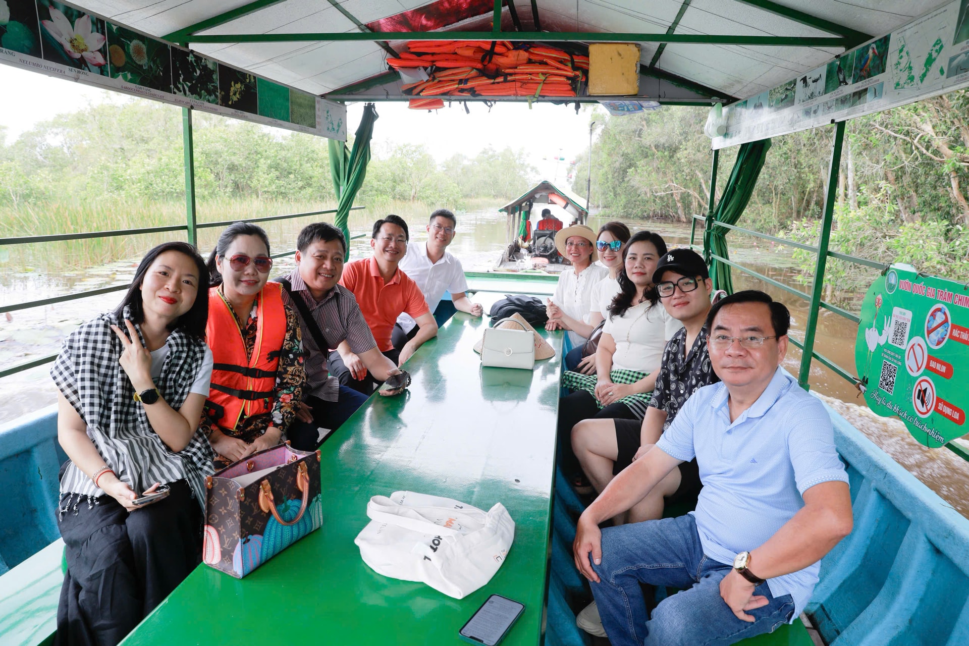 tang-cuong-hop-tac-xay-dung-cac-chuoi-san-pham-du-lich-lien-tinh-lien-vung-co-suc-hap-dan-cao