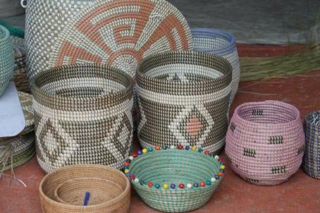 tinh-nghe-an-phu-nu-voi-hanh-trinh-xanh-dua-san-pham-coi-truyen-thong-vuon-xa