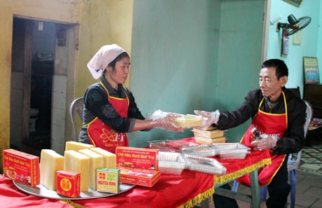 che-kho-dai-dong-niem-tu-hao-cua-nguoi-dan-xu-doai