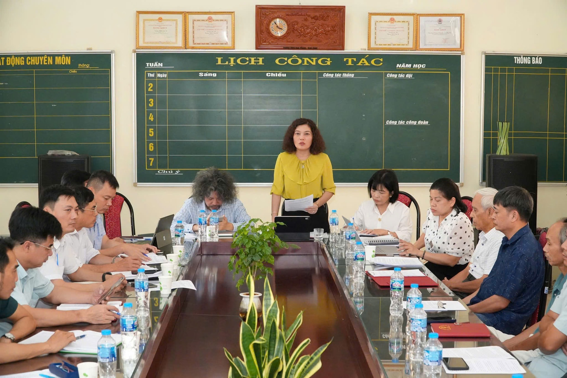 lang-nghe-kham-trai-son-mai-chuyen-my-huong-toi-mang-luoi-cac-thanh-pho-thu-cong-sang-tao